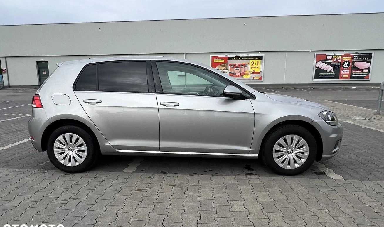 Volkswagen Golf cena 53900 przebieg: 53100, rok produkcji 2019 z Radom małe 92